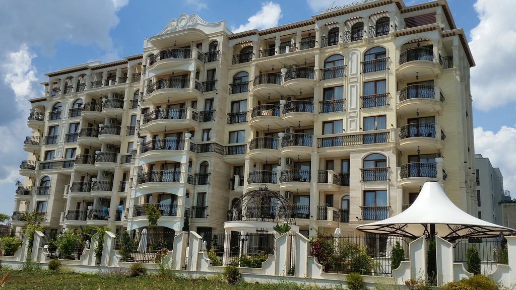 Harmony Suites Apartment Sveti Vlas Dış mekan fotoğraf